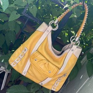 B. Makowsky Yellow Soft Leather Purse w/ Crème Color Trim (Clean Interior)